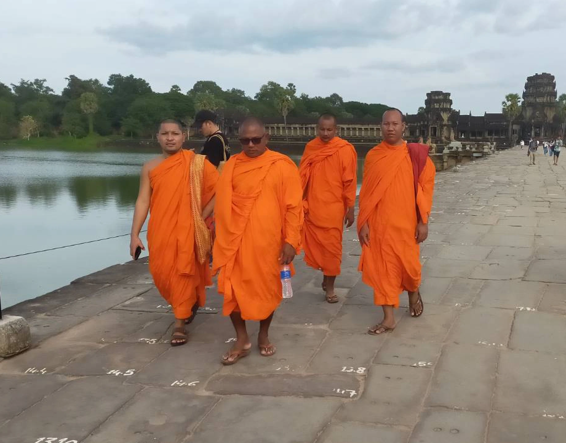 日本の支えで甦るカンボジア遺跡 2