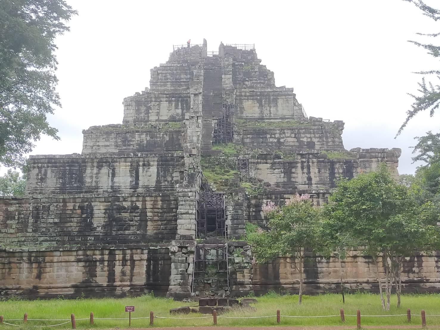 コーケー遺跡群をご案内して来ました。