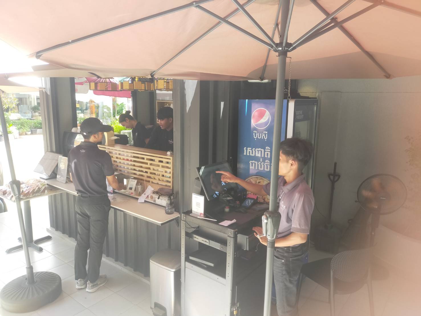 カンボジアのカフェー