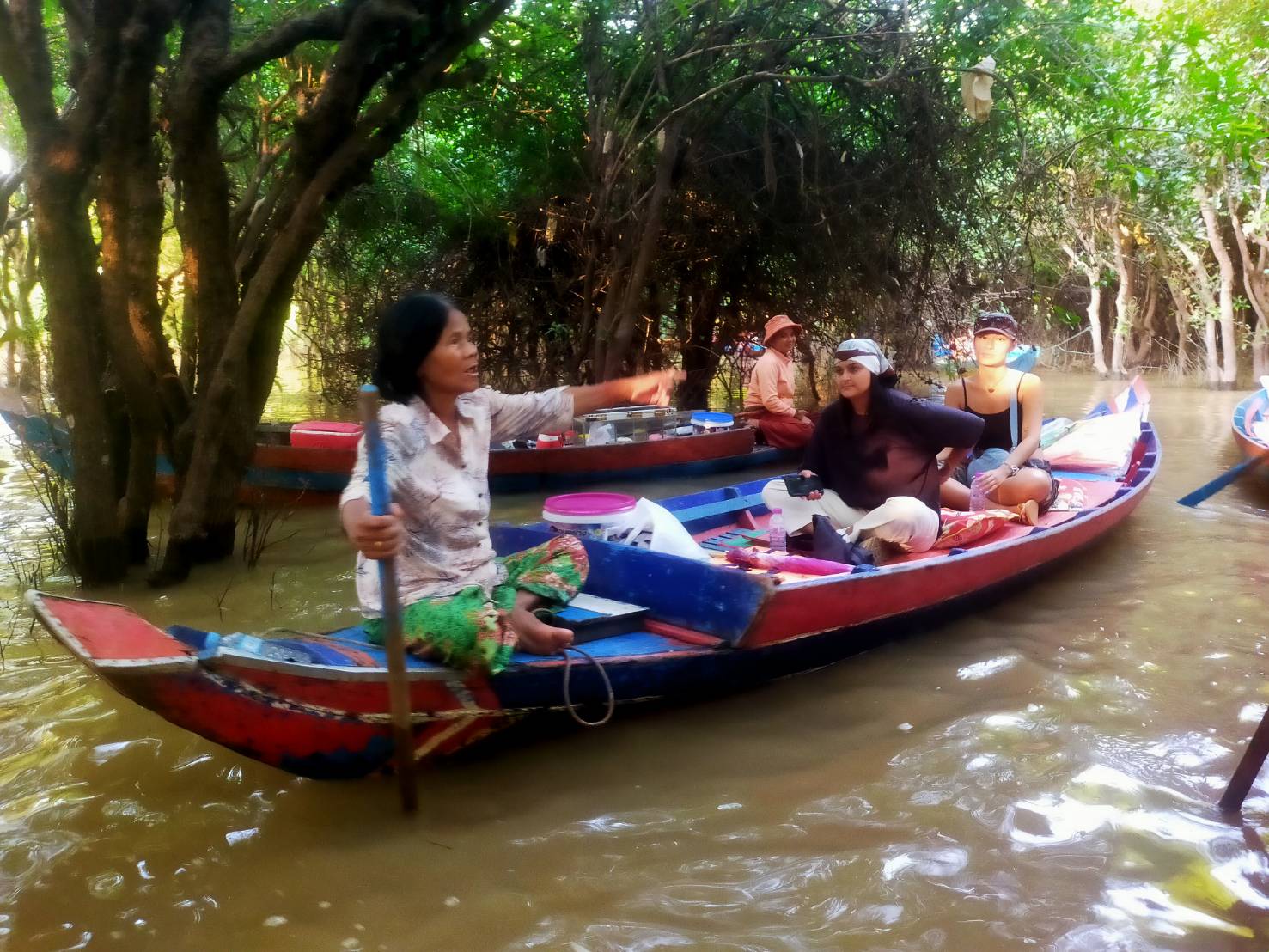 トンレサップ湖に行って来ました。